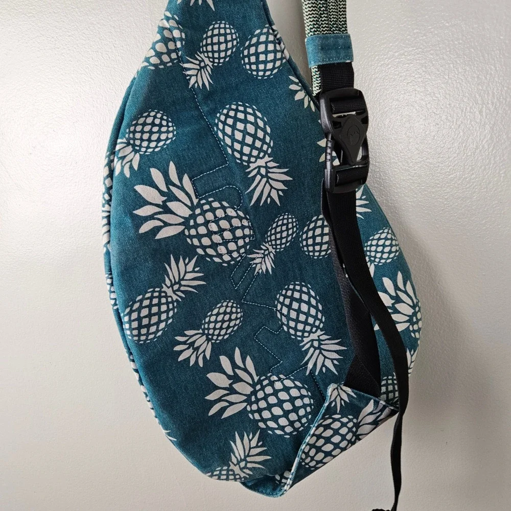 Kavu Rope Sling Backpack Pineapple Print Washed‎ Teal Blue